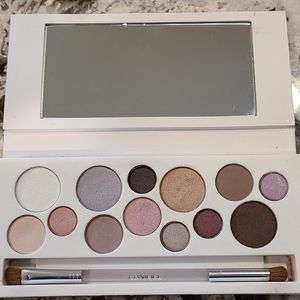 Clinique Makeup Lot 9 Pieces